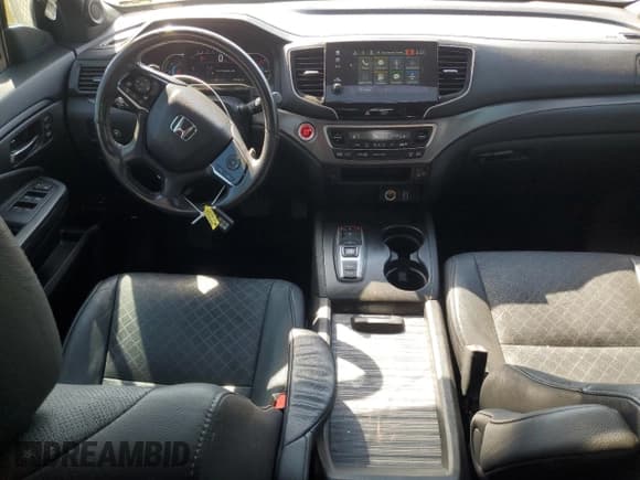 ✅ 2021 Honda Passport EX-L • VIN: 5FNYF7H52MB008411 • Lot: 70598655. Listed on Copart with 94,422 mi. Free auction sales archive from the USA and detailed vehicle history report at DreamBid. Image 8.