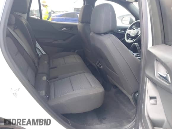 ✅ 2026 Chevrolet Equinox FWD LT • VIN: 3GNAXHEG5TL128060 • Lot: 43150151. Listed on IAAI with 3,644 mi. Free auction sales archive from the USA and detailed vehicle history report at DreamBid. Image 8.