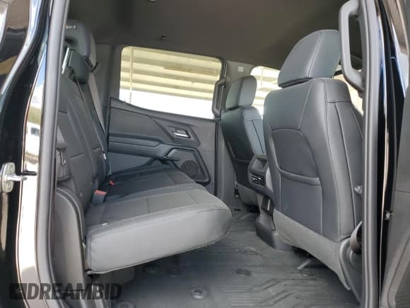 ✅ 2024 Chevrolet Silverado EV Work Truck • VIN: 1GC10UED7RU206283 • Лот: 77905354. Опубликован ранее на Copart с пробегом 4 390 миль. Бесплатный доступ к архиву аукционных продаж из США и подробный отчёт об истории автомобиля на DreamBid. Изображение 10.