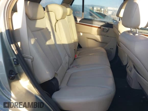 ✅ 2008 Hyundai Santa Fe SE • VIN: 5NMSH13E98H144348 • Lot: 43710295. Wystawiony na IAAI z przebiegiem 69 926 mil. Bezpłatny archiwum sprzedaży aukcyjnych z USA i szczegółowy raport historii pojazdu na DreamBid. Zdjęcie 8.