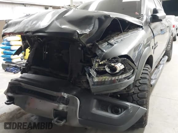 ✅ 2018 Ram 1500 Rebel • VIN: 1C6RR7YTXJS199432 • Lot: 43681285. Wystawiony na IAAI z przebiegiem 126 307 mil. Bezpłatny archiwum sprzedaży aukcyjnych z USA i szczegółowy raport historii pojazdu na DreamBid. Zdjęcie 6.