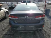 ✅ 2019 Hyundai Sonata SE • VIN: 5NPE24AF2KH818118 • Лот: 70949702. Опубликован ранее на Copart с пробегом 35 553 миль. Бесплатный доступ к архиву аукционных продаж из США и подробный отчёт об истории автомобиля на DreamBid. Изображение 6.