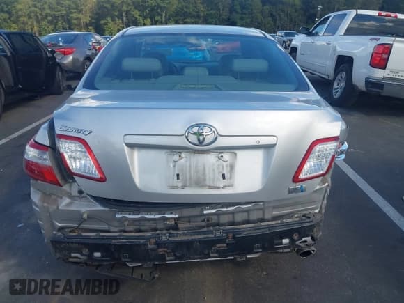 ✅ 2009 Toyota Camry • VIN: 4T1BB46K69U108806 • Lot: 43399813. Listed on IAAI with 173,003 mi. Free auction sales archive from the USA and detailed vehicle history report at DreamBid. Image 16.