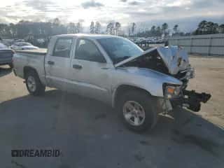 2009 Dodge Dakota ST z VIN 1D7HE28K99S785406, wystawiony jako Copart lot #40571034 z przebiegiem 161 444 mil mil oraz Szkoda całkowita • Salvage title. Historia ofert i sprzedaży dostępna na DreamBid. Obrazek 4.