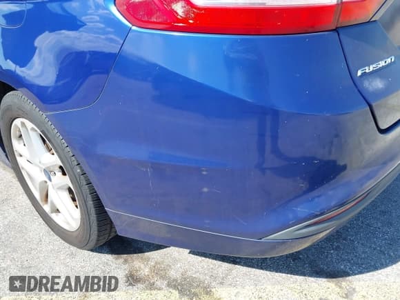 ✅ 2016 Ford Fusion SE • VIN: 3FA6P0H73GR176676 • Lot: 43688477. Wystawiony na IAAI z przebiegiem 100 407 mil. Bezpłatny archiwum sprzedaży aukcyjnych z USA i szczegółowy raport historii pojazdu na DreamBid. Zdjęcie 6.