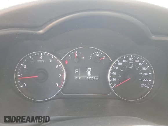 ✅ 2014 Kia Rondo LX • VIN: KNAHT8A30E7047543 • Lot: 60613534. Wystawiony na Copart z przebiegiem 168 705 mil. Bezpłatny archiwum sprzedaży aukcyjnych z USA i szczegółowy raport historii pojazdu na DreamBid. Zdjęcie 9.