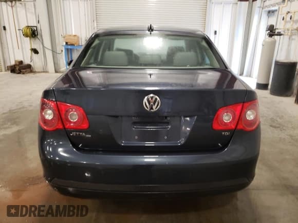 ✅ 2006 Volkswagen Jetta 1.9L TDI • VIN: 3VWDT71K06M715168 • Лот: 80532745. Опубликован ранее на Copart с пробегом 242 170 миль. Бесплатный доступ к архиву аукционных продаж из США и подробный отчёт об истории автомобиля на DreamBid. Изображение 6.
