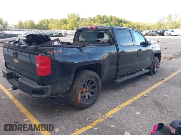 ✅ 2018 Chevrolet Silverado 1500 Work Truck • VIN: 1GCUKNECXJF243115 • Лот: 43349797. Опубликован ранее на IAAI с пробегом 123 125 миль. Бесплатный доступ к архиву аукционных продаж из США и подробный отчёт об истории автомобиля на DreamBid. Изображение 4.