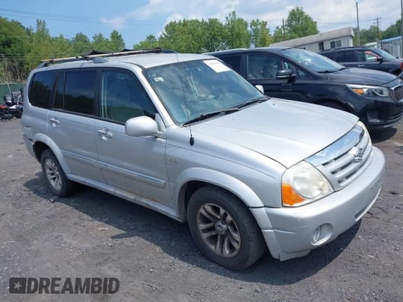 ✅ 2005 Suzuki XL7 LX • VIN: JS3TX92V654100059 • Lot: 42985604. Listed on IAAI with 220,000 mi. Free auction sales archive from the USA and detailed vehicle history report at DreamBid. Image 1.