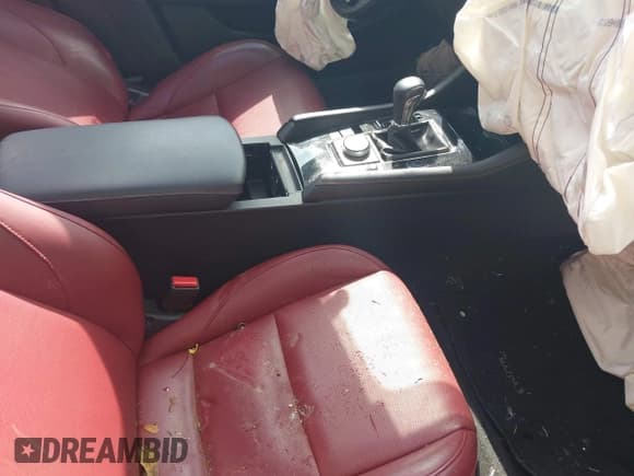 ✅ 2024 Mazda 3 S Carbon Edition • VIN: JM1BPBLM0R1703605 • Lot: 42474157. Listed on IAAI with Not provided. Free auction sales archive from the USA and detailed vehicle history report at DreamBid. Image 5.