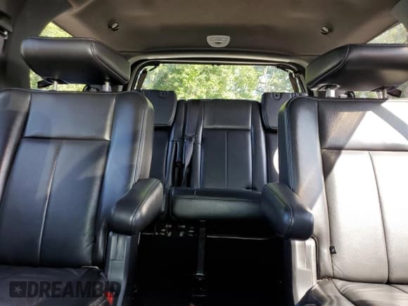 ✅ 2012 Ford Expedition Limited • VIN: 1FMJU1K50CEF62328 • Lot: 62295375. Listed on Copart with 157,566 mi. Free auction sales archive from the USA and detailed vehicle history report at DreamBid. Image 10.