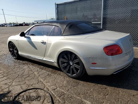 ✅ 2013 Bentley Continental GT • VIN: SCBGR3ZA1DC078568 • Lot: 80524375. Listed on Copart with 39,318 mi. Free auction sales archive from the USA and detailed vehicle history report at DreamBid. Image 2.