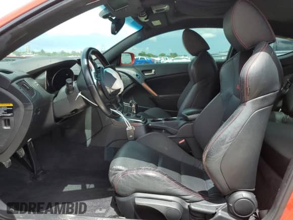 2015 Hyundai Genesis Coupe Ultimate z VIN KMHHU6KJ9FU128038, wystawiony jako Copart lot #64824405 z przebiegiem 64 607 mil mil oraz Szkoda całkowita • Salvage title. Historia ofert i sprzedaży dostępna na DreamBid. Obrazek 7.