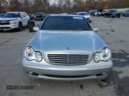 ✅ 2003 Mercedes-Benz C 240 • VIN: WDBRF61J43A470870 • Lot: 92164705. Wystawiony na Copart z przebiegiem Nie podano. Bezpłatny archiwum sprzedaży aukcyjnych z USA i szczegółowy raport historii pojazdu na DreamBid. Zdjęcie 5.