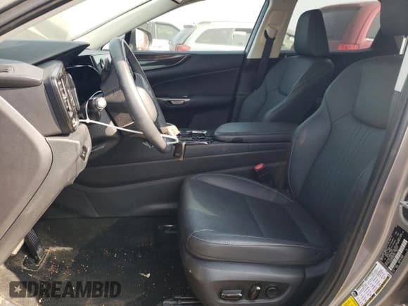 ✅ 2022 Lexus NX 250 • VIN: 2T2ADCAZ4NC002379 • Lot: 71153604. Listed on Copart with 26,490 mi. Free auction sales archive from the USA and detailed vehicle history report at DreamBid. Image 7.