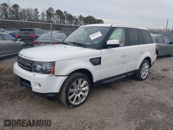 ✅ 2013 Land Rover Range Rover Sport HSE Lux • VIN: SALSK2D45DA789105 • Лот: 43828054. Опубликован ранее на IAAI с пробегом 132 098 миль. Бесплатный доступ к архиву аукционных продаж из США и подробный отчёт об истории автомобиля на DreamBid. Изображение 2.