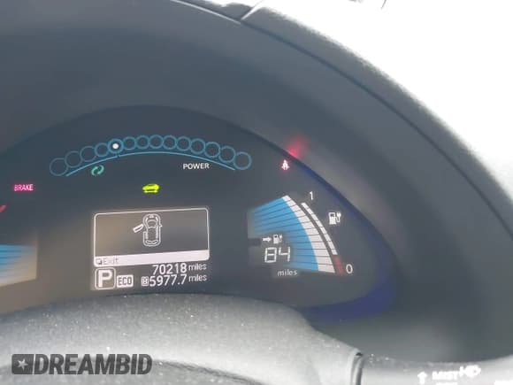 ✅ 2013 Nissan LEAF SL • VIN: 1N4AZ0CP6DC404742 • Lot: 42410518. Wystawiony na IAAI z przebiegiem 70 218 mil. Bezpłatny archiwum sprzedaży aukcyjnych z USA i szczegółowy raport historii pojazdu na DreamBid. Zdjęcie 13.