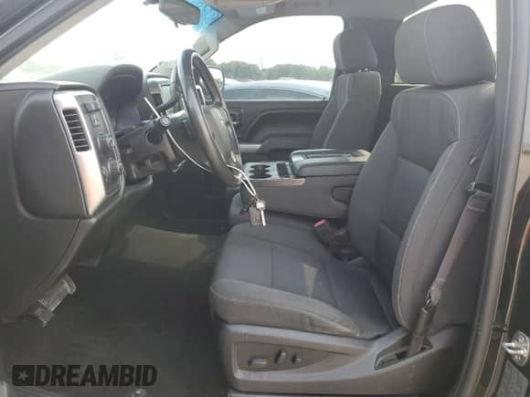 2017 Chevrolet Silverado 1500 LT с VIN 1GCNKREC5HZ218921, выставлен на аукционе Copart как лот 58866175 с пробегом 148 920 миль миль и Списание • Salvage title. История ставок и продаж доступна на DreamBid. Изображение 7.