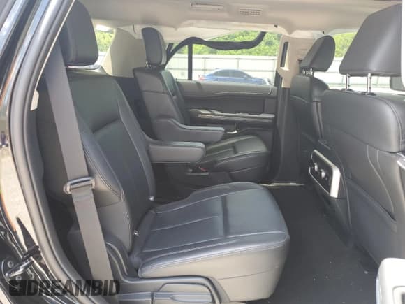 ✅ 2023 Ford Expedition XLT • VIN: 1FMJU1J83PEA62360 • Lot: 57276985. Listed on Copart with 24,885 mi. Free auction sales archive from the USA and detailed vehicle history report at DreamBid. Image 11.