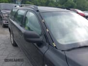 ✅ 2004 Volvo V70 XC Cross Country • VIN: YV1SZ59H641157904 • Lot: 42652622. Wystawiony na IAAI z przebiegiem 152 799 mil. Bezpłatny archiwum sprzedaży aukcyjnych z USA i szczegółowy raport historii pojazdu na DreamBid. Zdjęcie 6.