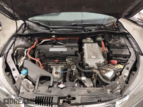 ✅ 2015 Honda Accord EX-L • VIN: 1HGCR6F55FA012898 • Lot: 42348425. Listed on IAAI with 90,499 mi. Free auction sales archive from the USA and detailed vehicle history report at DreamBid. Image 10.