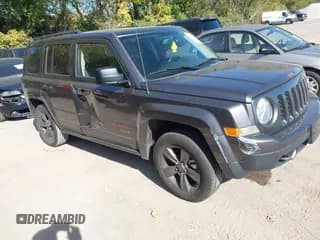 ✅ 2016 Jeep Patriot Sport • VIN: 1C4NJRBB9GD695555 • Lot: 43535616. Wystawiony na IAAI z przebiegiem 186 184 mil. Bezpłatny archiwum sprzedaży aukcyjnych z USA i szczegółowy raport historii pojazdu na DreamBid. Zdjęcie 1.