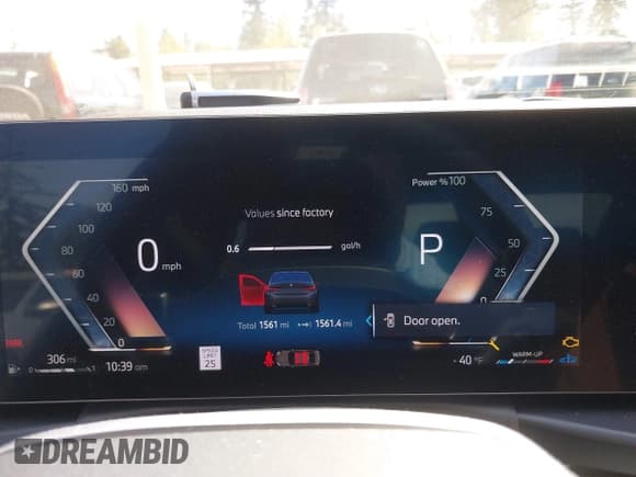 ✅ 2025 BMW 3 Series 330i xDrive • VIN: 3MW89CW04S8F14070 • Lot: 42202643. Wystawiony na IAAI z przebiegiem 1 561 mil. Bezpłatny archiwum sprzedaży aukcyjnych z USA i szczegółowy raport historii pojazdu na DreamBid. Zdjęcie 7.