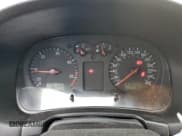 ✅ 2006 Volkswagen Golf • VIN: 9BWGR21J964006426 • Lot: 80674804. Wystawiony na Copart z przebiegiem 276 233 mil. Bezpłatny archiwum sprzedaży aukcyjnych z USA i szczegółowy raport historii pojazdu na DreamBid. Zdjęcie 9.