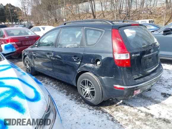 2010 Hyundai Elantra GLS with VIN KMHDC8AE7AU052667, listed as a IAAI auction lot 41586733 with 154,545 mi miles and . Bid and sale history available at DreamBid. Image 3.