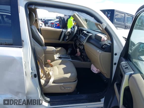 ✅ 2011 Toyota 4Runner SR5 • VIN: JTEZU5JRXB5029559 • Lot: 42874609. Listed on IAAI with 189,021 mi. Free auction sales archive from the USA and detailed vehicle history report at DreamBid. Image 5.