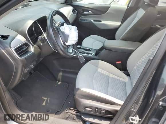 2018 Chevrolet Equinox LT z VIN 3GNAXLEU6JS606014, wystawiony jako Copart lot #60461525 z przebiegiem 41 026 mil mil oraz Szkoda całkowita • Salvage title. Historia ofert i sprzedaży dostępna na DreamBid. Obrazek 7.