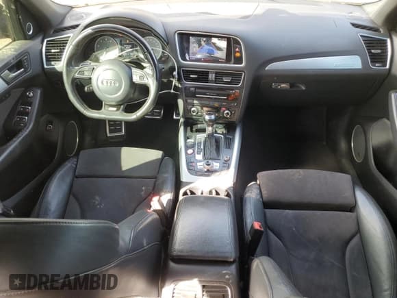 ✅ 2016 Audi SQ5 Premium Plus • VIN: WA1CCAFP2GA004807 • Lot: 85713625. Listed on Copart with 120,563 mi. Free auction sales archive from the USA and detailed vehicle history report at DreamBid. Image 8.