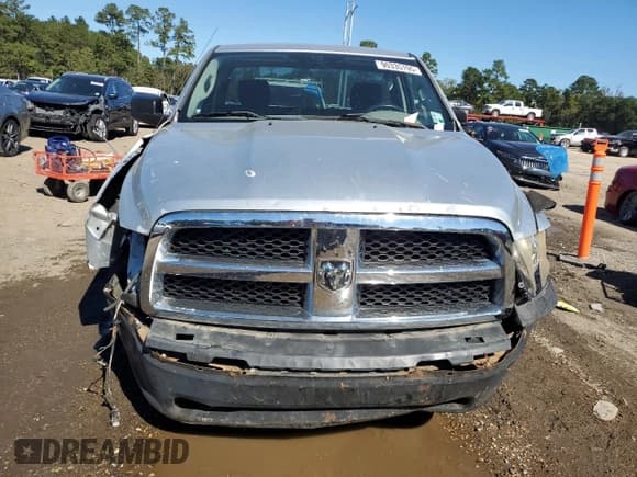 ✅ 2010 Dodge 1500 ST • VIN: 3D7JB1EP4AG102656 • Lot: 90335195. Wystawiony na Copart z przebiegiem 143 384 mil. Bezpłatny archiwum sprzedaży aukcyjnych z USA i szczegółowy raport historii pojazdu na DreamBid. Zdjęcie 5.