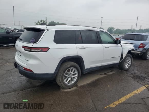 ✅ 2022 Jeep Grand Cherokee Altitude • VIN: 1C4RJJAG6N8608944 • Lot: 59976405. Wystawiony na Copart z przebiegiem 53 086 mil. Bezpłatny archiwum sprzedaży aukcyjnych z USA i szczegółowy raport historii pojazdu na DreamBid. Zdjęcie 3.