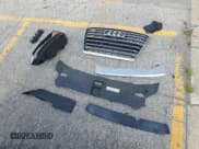 ✅ 2014 Audi S8 • VIN: WAUD2AFD2EN005073 • Lot: 68300195. Wystawiony na Copart z przebiegiem 77 107 mil. Bezpłatny archiwum sprzedaży aukcyjnych z USA i szczegółowy raport historii pojazdu na DreamBid. Zdjęcie 12.