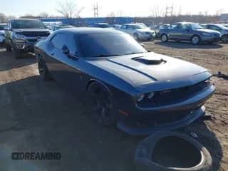 2016 Dodge Challenger R/T Scat Pack с VIN 2C3CDZFJ1GH249729, выставлен на аукционе IAAI как лот 41589369 с пробегом 44 555 миль миль и . История ставок и продаж доступна на DreamBid. Изображение 1.