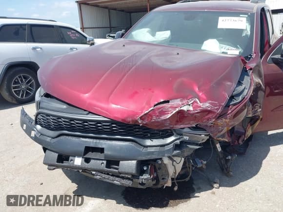 ✅ 2025 Dodge Durango GT • VIN: 1C4RDHDG9SC523911 • Lot: 42773679. Listed on IAAI with 4,327 mi. Free auction sales archive from the USA and detailed vehicle history report at DreamBid. Image 6.