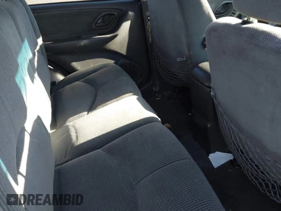 ✅ 2003 Mazda Tribute LX • VIN: 4F2CZ94133KM52401 • Лот: 42142297. Опубликован ранее на IAAI с пробегом Не указан. Бесплатный доступ к архиву аукционных продаж из США и подробный отчёт об истории автомобиля на DreamBid. Изображение 8.