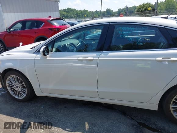 ✅ 2014 Ford Fusion SE • VIN: 3FA6P0H90ER276734 • Lot: 42663489. Listed on IAAI with 141,007 mi. Free auction sales archive from the USA and detailed vehicle history report at DreamBid. Image 15.