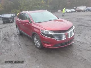✅ 2015 Lincoln MKC • VIN: 5LMCJ2A98FUJ17824 • Lot: 43432150. Wystawiony na IAAI z przebiegiem 113 955 mil. Bezpłatny archiwum sprzedaży aukcyjnych z USA i szczegółowy raport historii pojazdu na DreamBid. Zdjęcie 1.