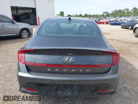 2021 Hyundai Sonata N Line with VIN 5NPEK4JC5MH108963, listed as a IAAI auction lot 43195113 with 101,460 mi miles and . Bid and sale history available at DreamBid. Image 16.