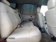 ✅ 2001 Chevrolet Suburban LT • VIN: 3GNFK16T01G222697 • Лот: 84206814. Опубликован ранее на Copart с пробегом 111 723 миль. Бесплатный доступ к архиву аукционных продаж из США и подробный отчёт об истории автомобиля на DreamBid. Изображение 11.