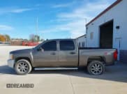 ✅ 2013 Chevrolet Silverado 1500 LT • VIN: 3GCPKSE77DG125766 • Лот: 43628365. Опубликован ранее на IAAI с пробегом 81 215 миль. Бесплатный доступ к архиву аукционных продаж из США и подробный отчёт об истории автомобиля на DreamBid. Изображение 14.