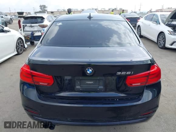 ✅ 2016 BMW 3 Series 328i • VIN: WBA8E9C57GK645661 • Lot: 41933277. Listed on IAAI with 144,996 mi. Free auction sales archive from the USA and detailed vehicle history report at DreamBid. Image 16.