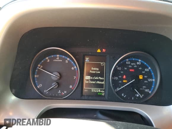 ✅ 2018 Toyota RAV4 XLE • VIN: 2T3RFREV8JW764772 • Лот: 92761845. Опубликован ранее на Copart с пробегом 55 228 миль. Бесплатный доступ к архиву аукционных продаж из США и подробный отчёт об истории автомобиля на DreamBid. Изображение 9.