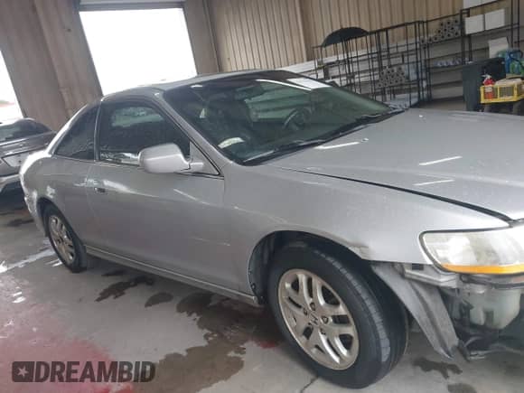 2001 Honda Accord EX с VIN 1HGCG22561A002006, выставлен на аукционе IAAI как лот 43515841 с пробегом 337 330 миль миль и . История ставок и продаж доступна на DreamBid. Изображение 13.