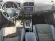 2018 Mitsubishi Outlander SE с VIN JA4AR3AW4JZ034044, выставлен на аукционе Copart как лот 64935795 с пробегом 94 869 миль миль и Списание • Salvage title. История ставок и продаж доступна на DreamBid. Изображение 8.