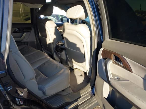 ✅ 2013 Acura MDX Technology • VIN: 2HNYD2H30DH521734 • Lot: 43536027. Listed on IAAI with 148,777 mi. Free auction sales archive from the USA and detailed vehicle history report at DreamBid. Image 8.