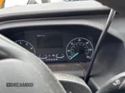 ✅ 2020 Ford Transit Passenger XL • VIN: 1FDAX2C84LKB65020 • Lot: 50907935. Wystawiony na Copart z przebiegiem 63 911 mil. Bezpłatny archiwum sprzedaży aukcyjnych z USA i szczegółowy raport historii pojazdu na DreamBid. Zdjęcie 9.