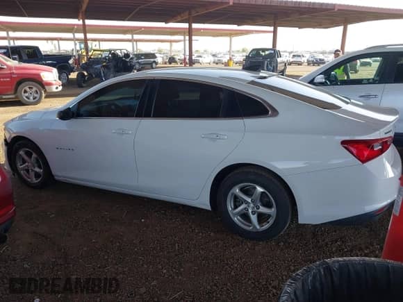 2017 Chevrolet Malibu LS с VIN 1G1ZC5STXHF214689, выставлен на аукционе IAAI как лот 42497853 с пробегом 91 501 миль миль и . История ставок и продаж доступна на DreamBid. Изображение 14.